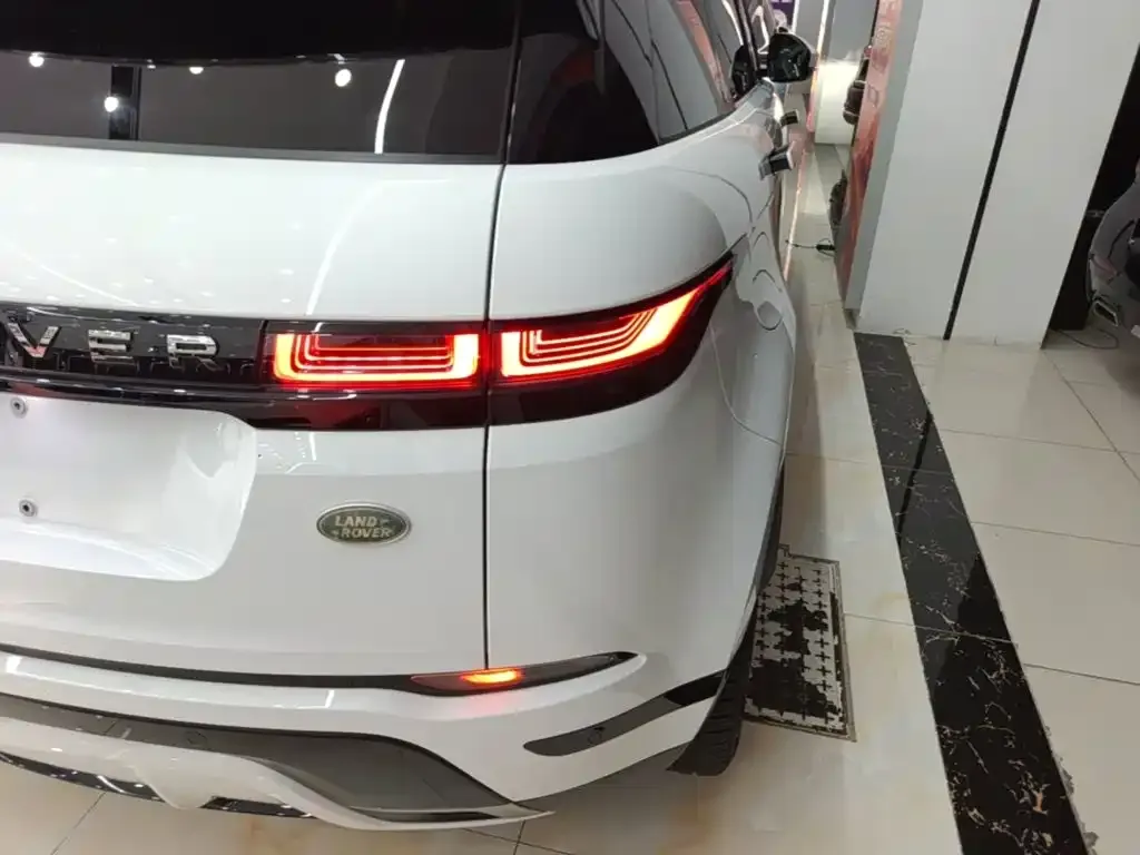 Land Rover Evoque — фото 9