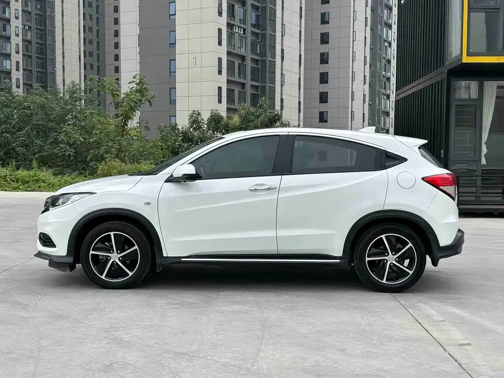 Honda Vezel — фото 6