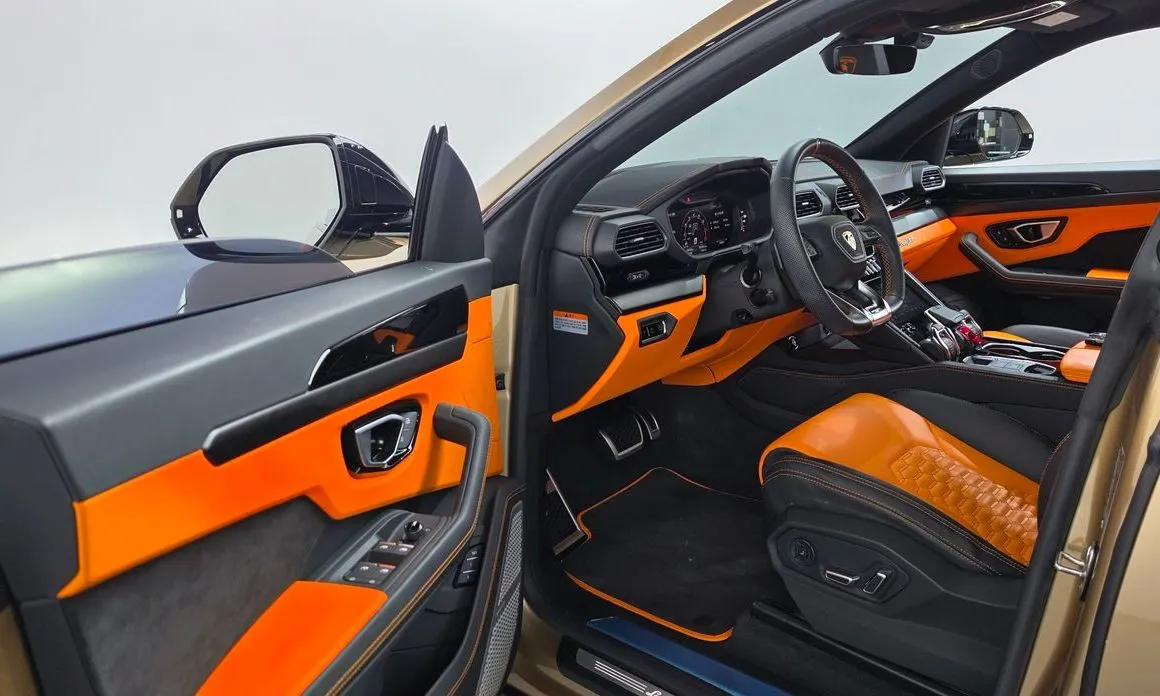 Lamborghini Urus — фото 10