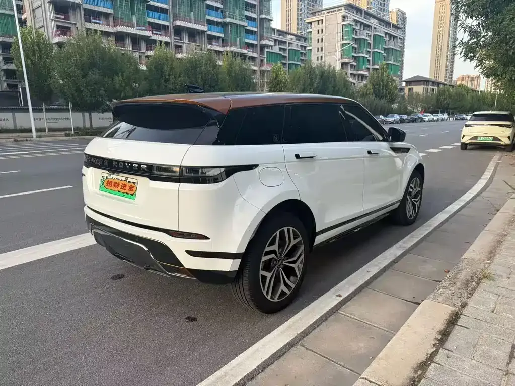 Land Rover Evoque PHEV — фото 8