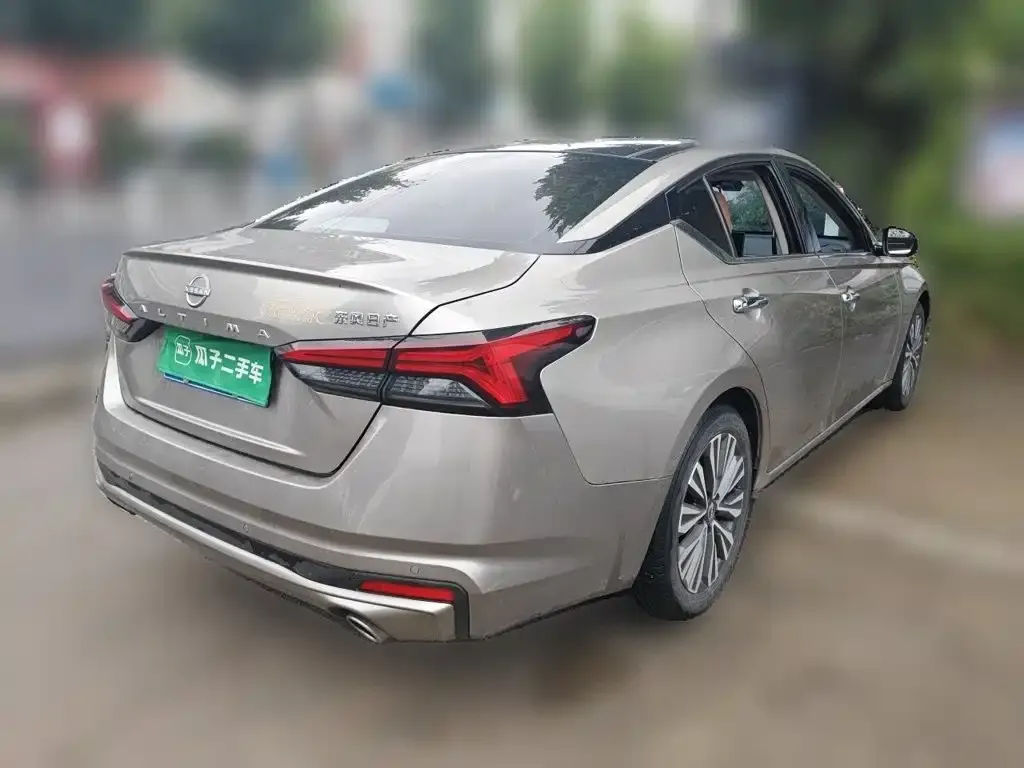 Nissan Teana — фото 2