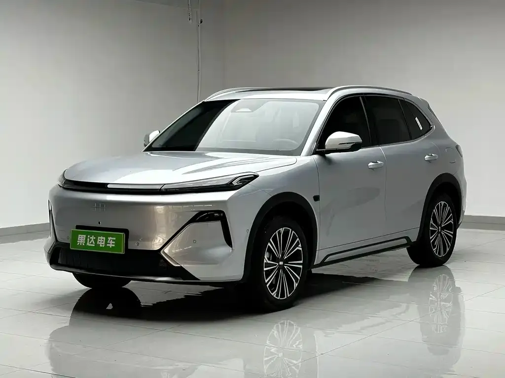 Geely Galaxy Xingjian 7 — фото 1