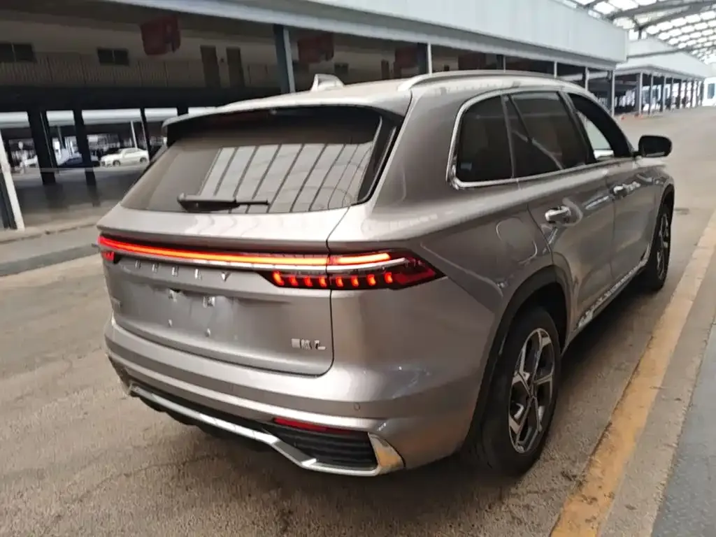 Geely Xingyue L — фото 3