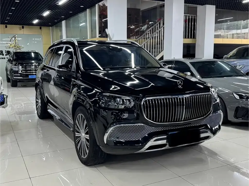 Mercedes-Benz GLS — фото 10