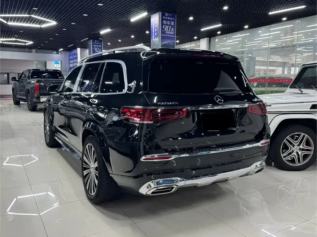Mercedes-Benz GLS — фото 7