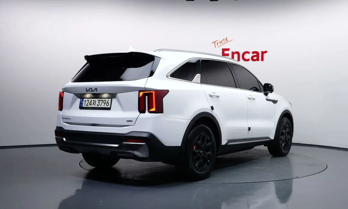Kia Sorento — фото 4