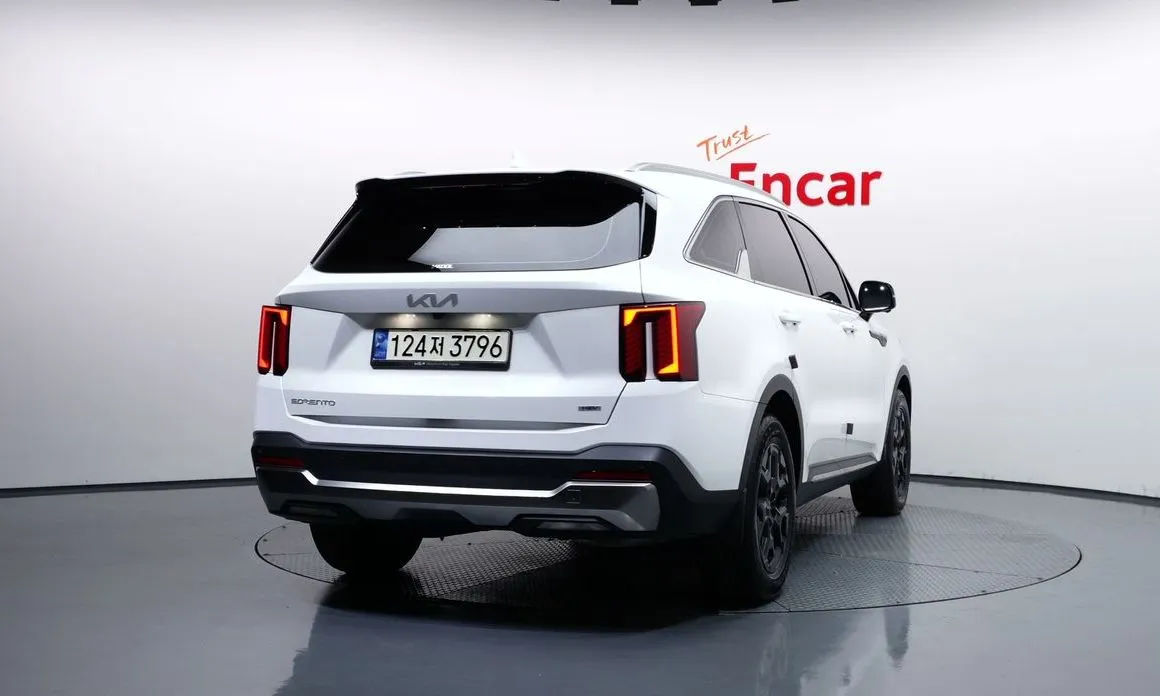 Kia Sorento — фото 5