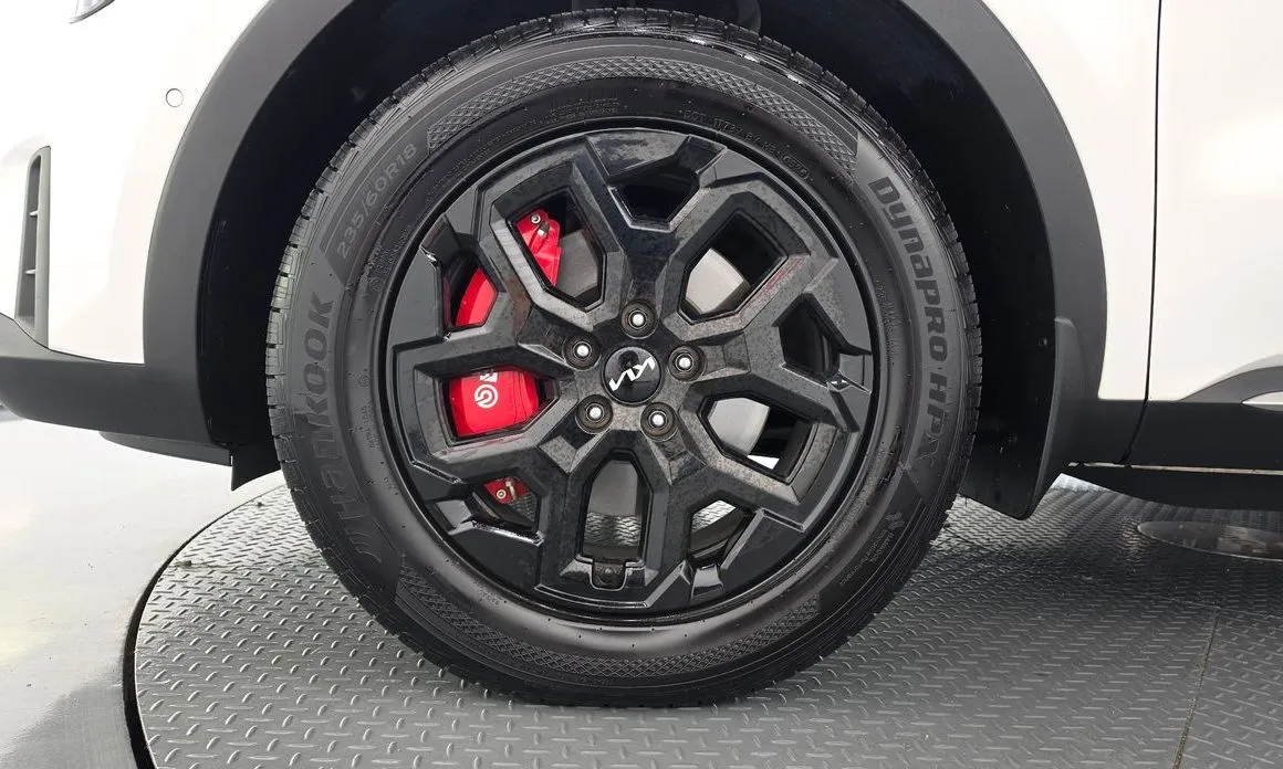 Kia Sorento — фото 8