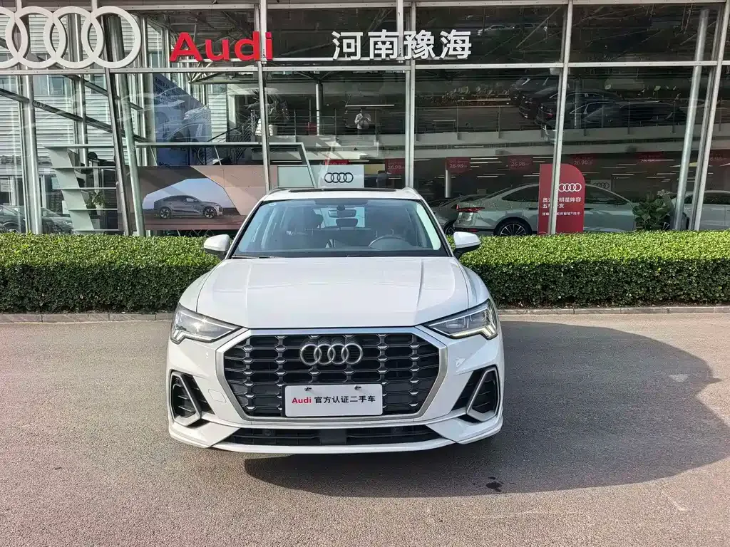 Audi Q3 — фото 10