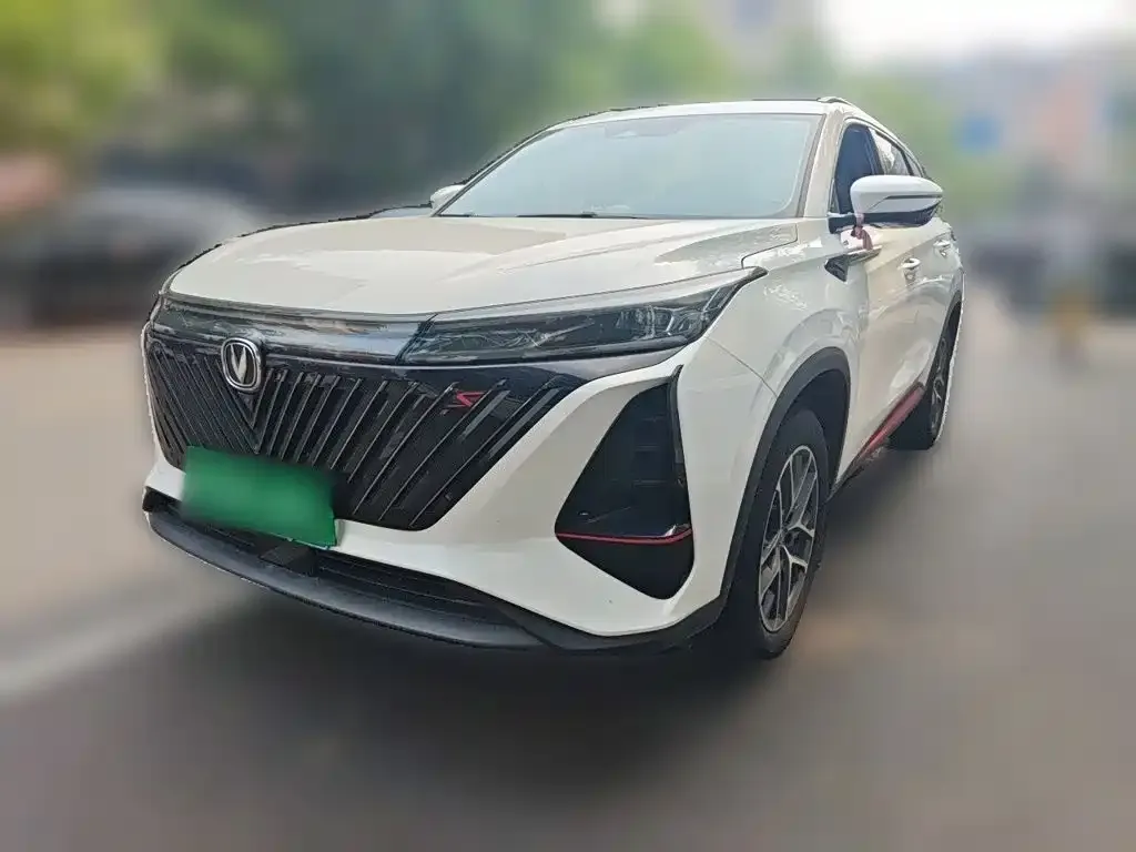 Changan CS75 PLUS — фото 1