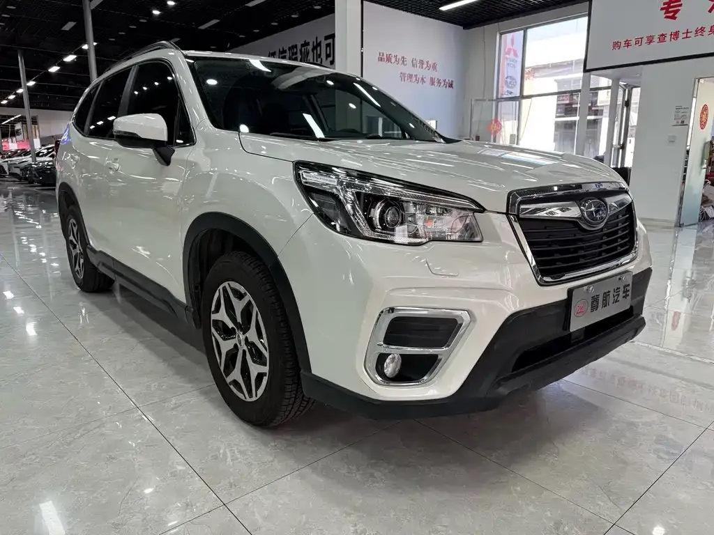 Subaru Forester — фото 3