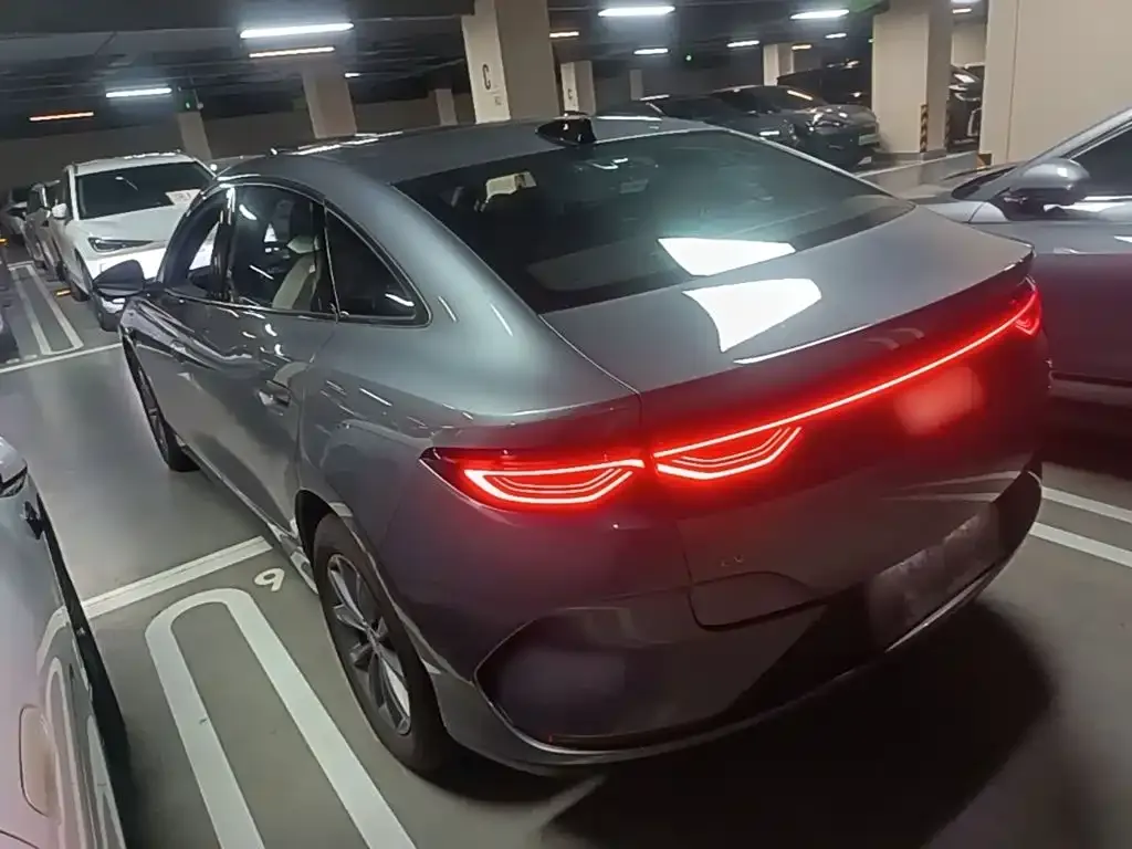 BYD Qin L — фото 6