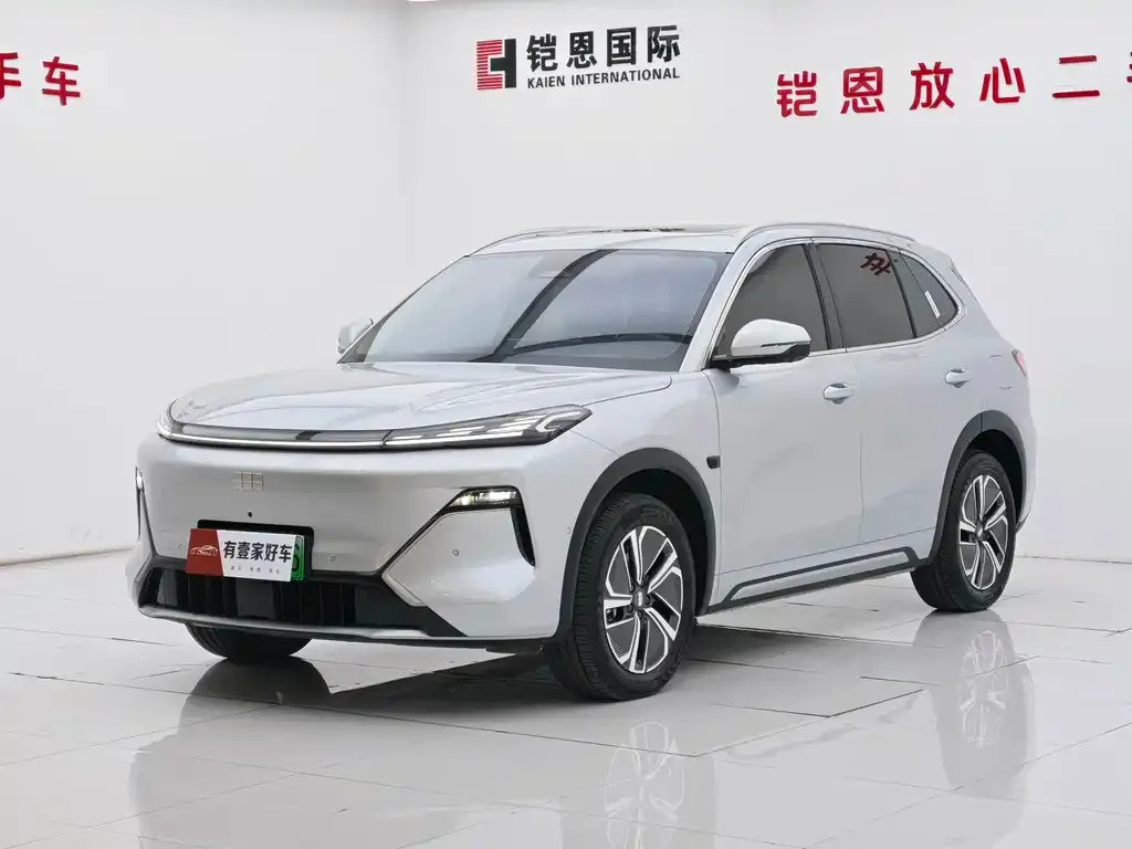 Geely Galaxy Xingjian 7 — фото 1