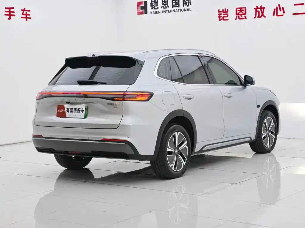 Geely Galaxy Xingjian 7 — фото 6