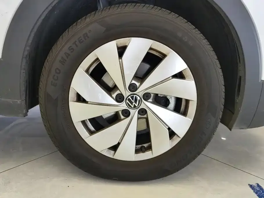 Volkswagen Tharu — фото 3