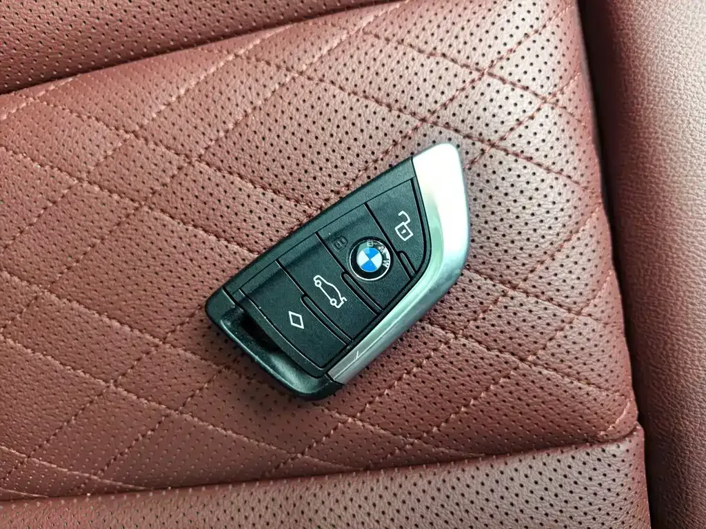 BMW i3 — фото 10