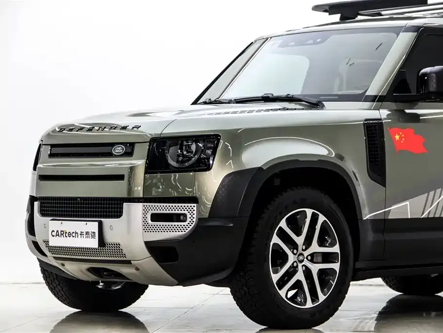 Land Rover Defender — фото 5