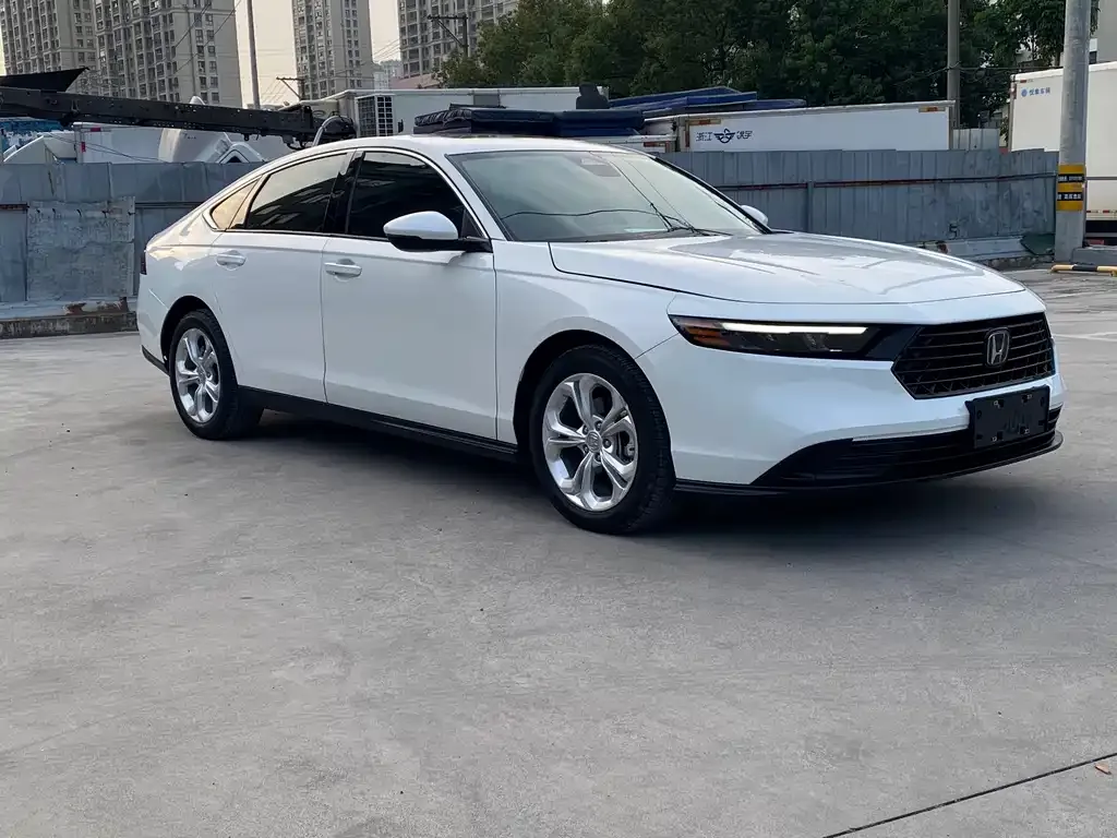 Honda Accord — фото 2