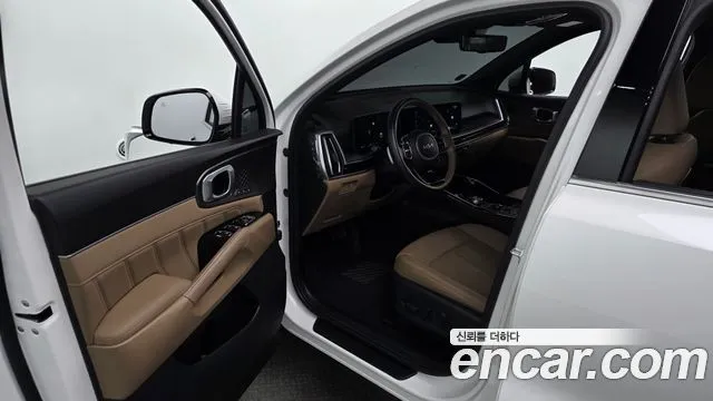 Kia Sorento — фото 5