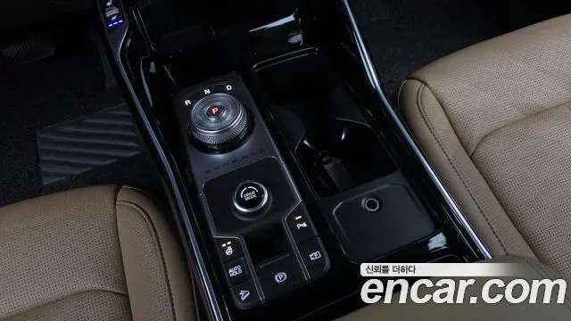 Kia Sorento — фото 8