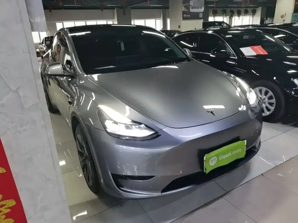 Tesla Model Y — фото 3