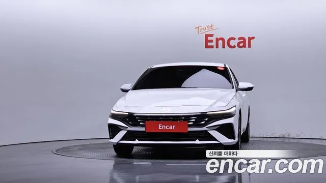 Hyundai AVANTE — фото 3