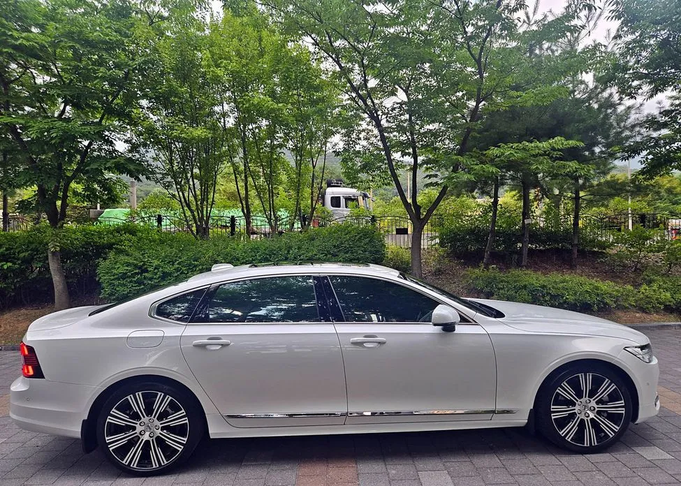 Volvo S90 — фото 10