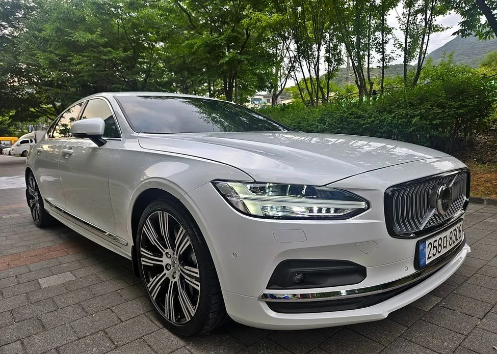 Volvo S90 — фото 8