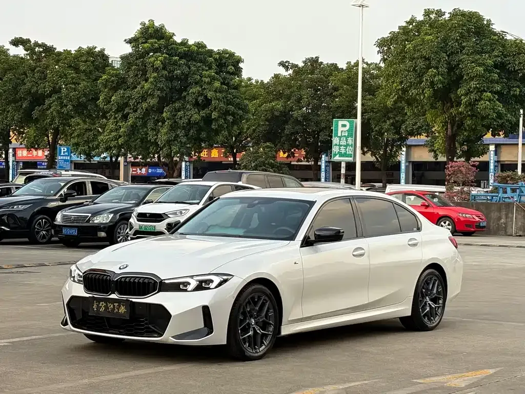 BMW 3 Series — фото 1