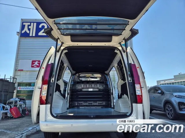 Hyundai Staria — фото 9