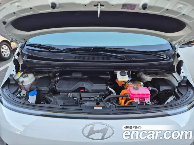 Hyundai Staria — фото 2