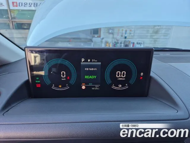 Hyundai Staria — фото 8