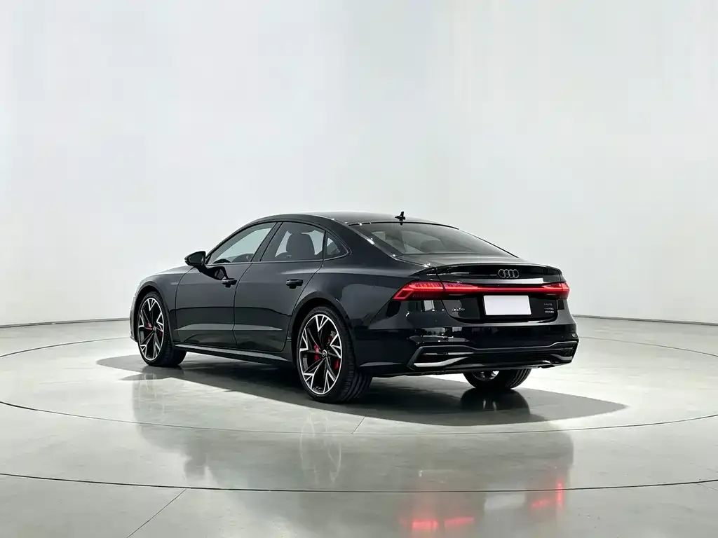Audi A7L — фото 4