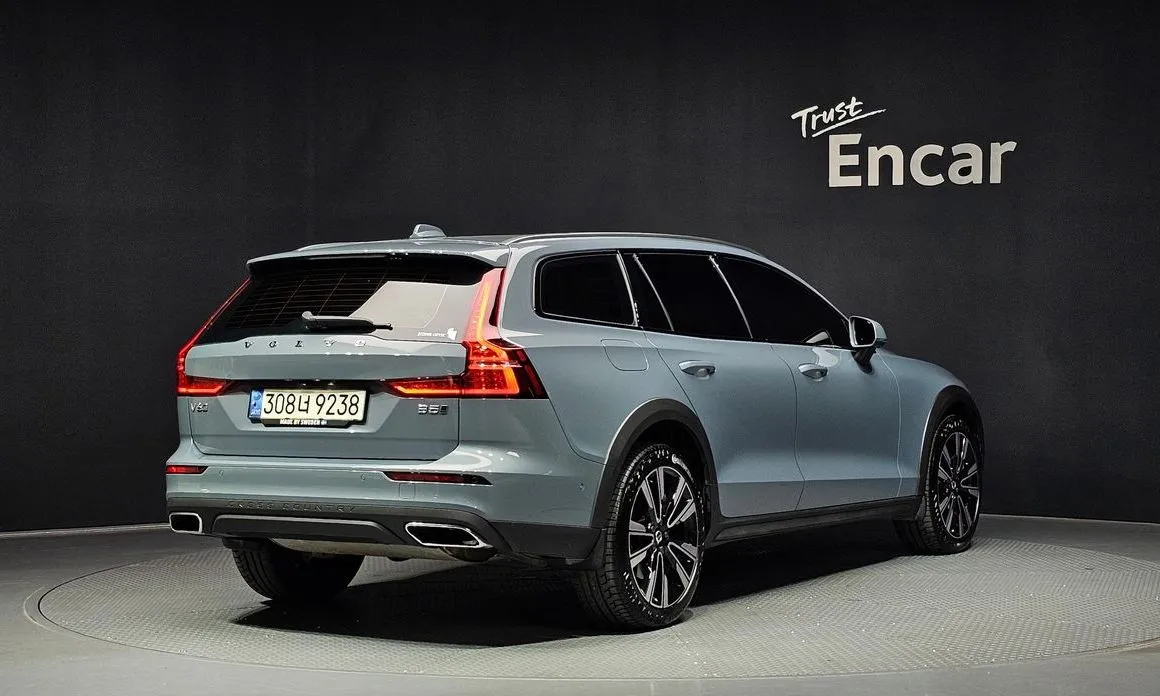 Volvo V60 — фото 3