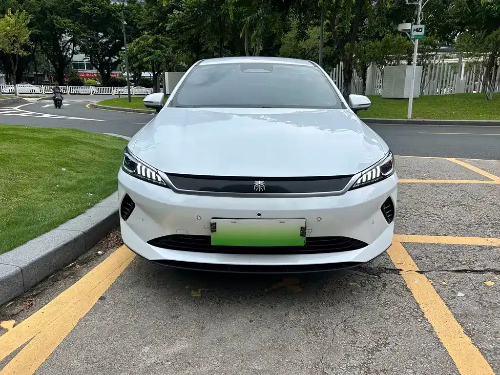 BYD Qin PLUS — фото 10