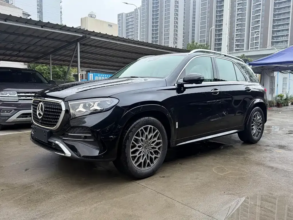Mercedes-Benz GLE — фото 1