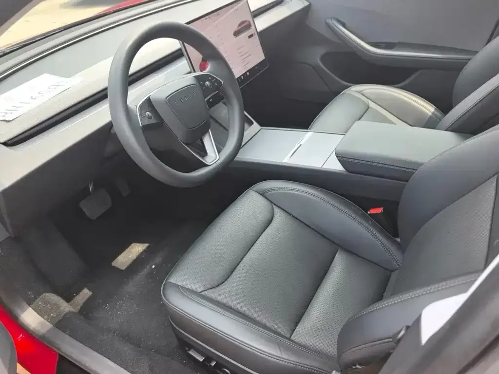 Tesla Model 3 — фото 3