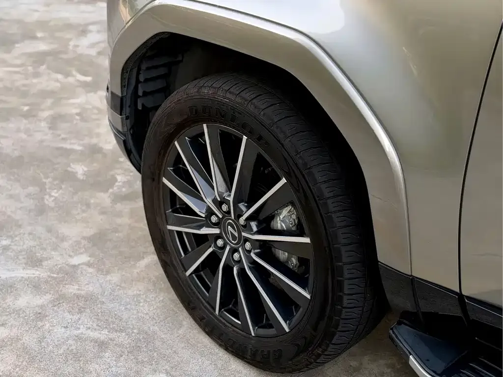 Lexus GX — фото 4