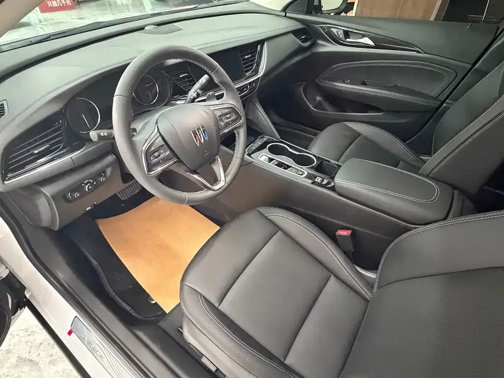 Buick Regal — фото 9