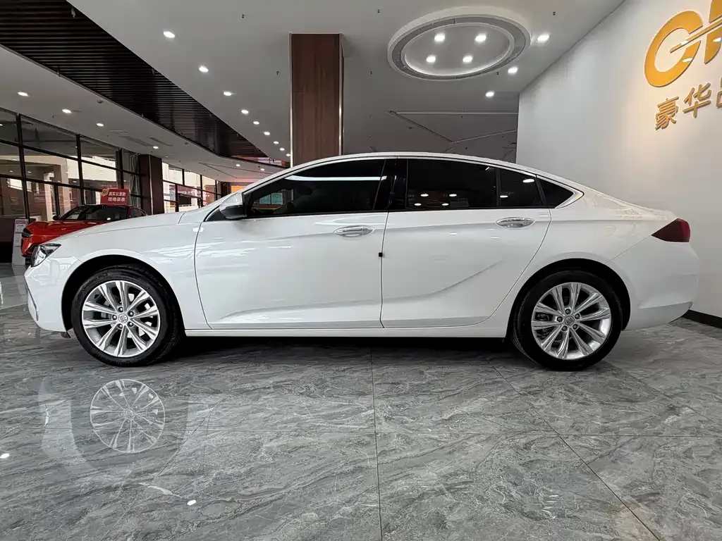 Buick Regal — фото 6