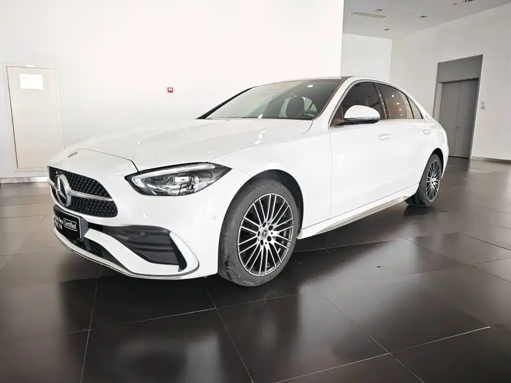Mercedes-Benz C-Class — фото 1