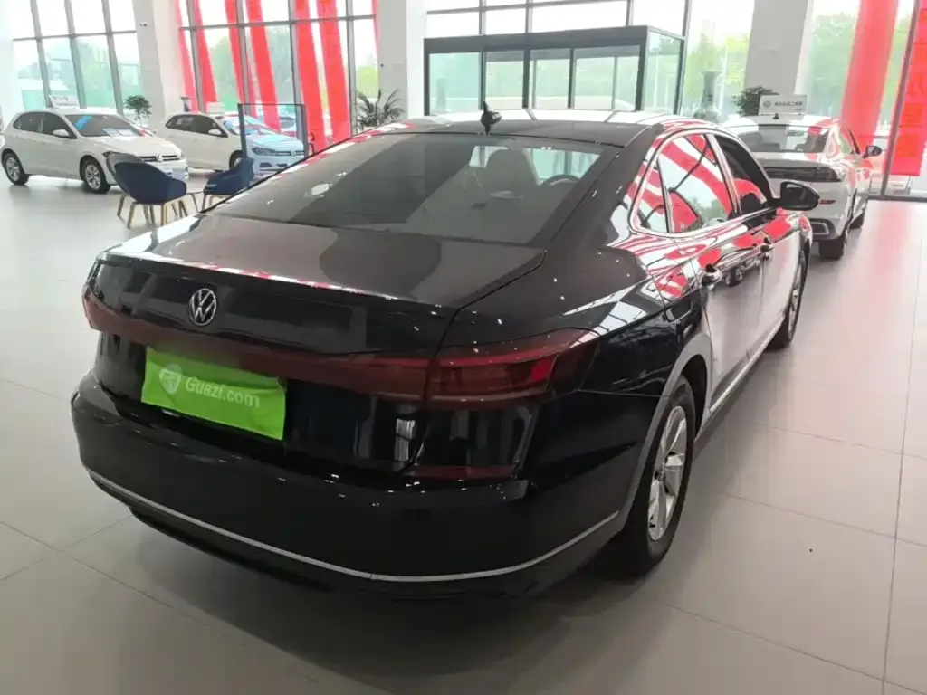 Volkswagen Passat — фото 9