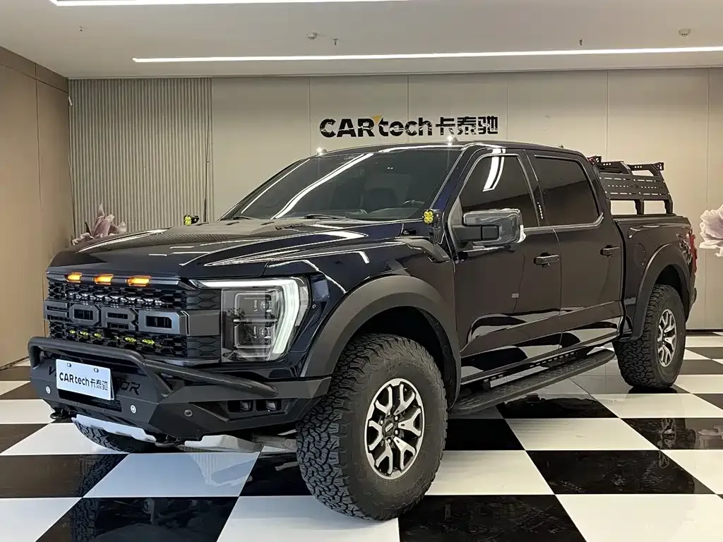 Ford F-150 Raptor — фото 1