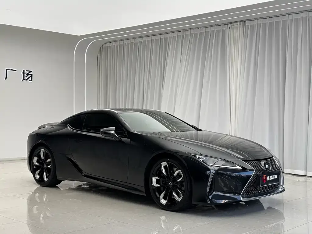 Lexus LC — фото 9