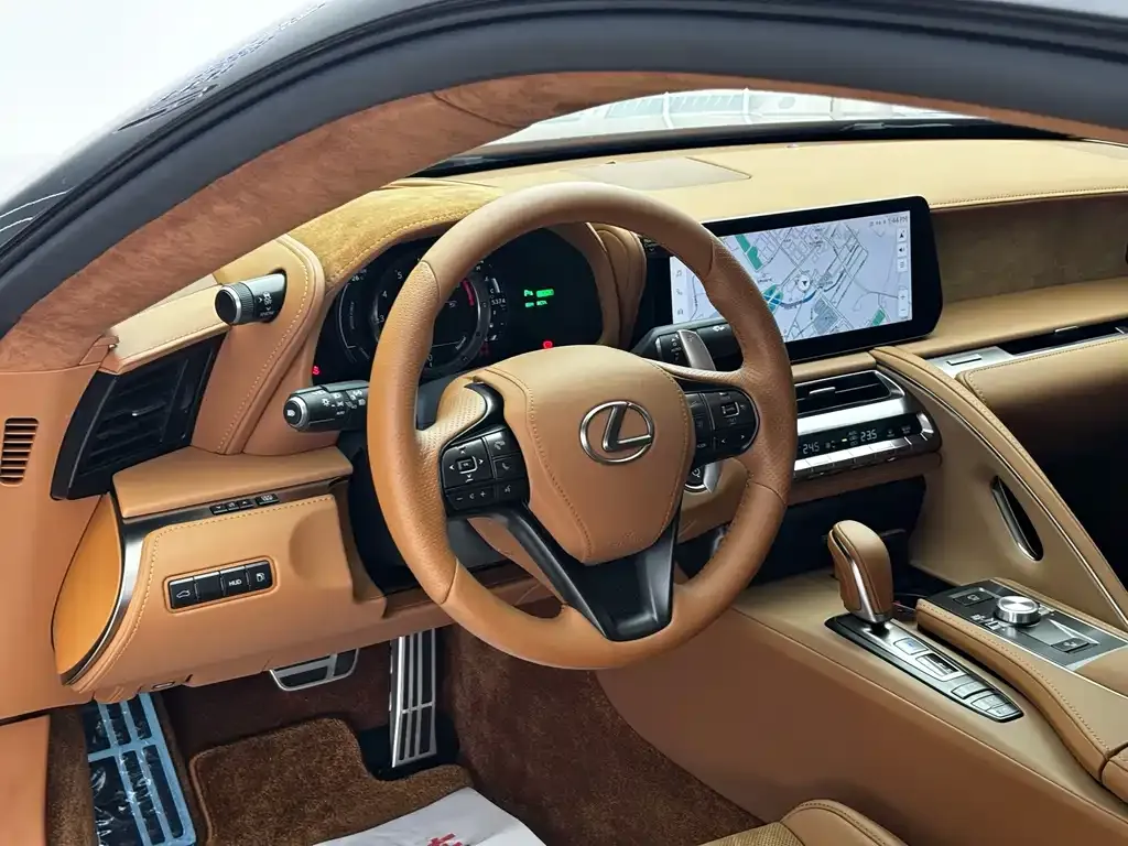 Lexus LC — фото 5