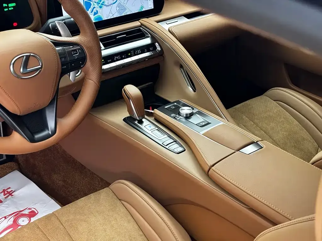 Lexus LC — фото 6