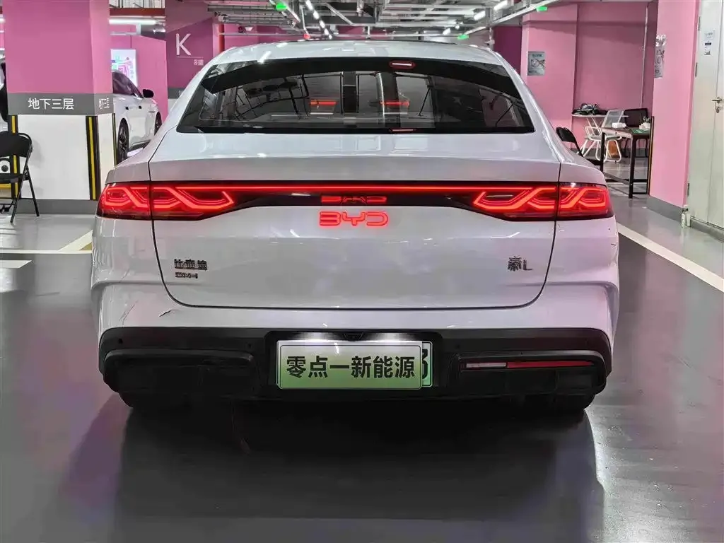 BYD Qin L — фото 8
