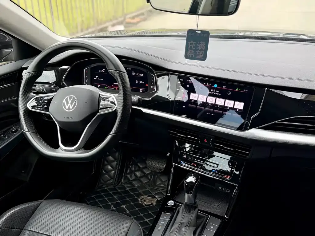 Volkswagen Passat — фото 7