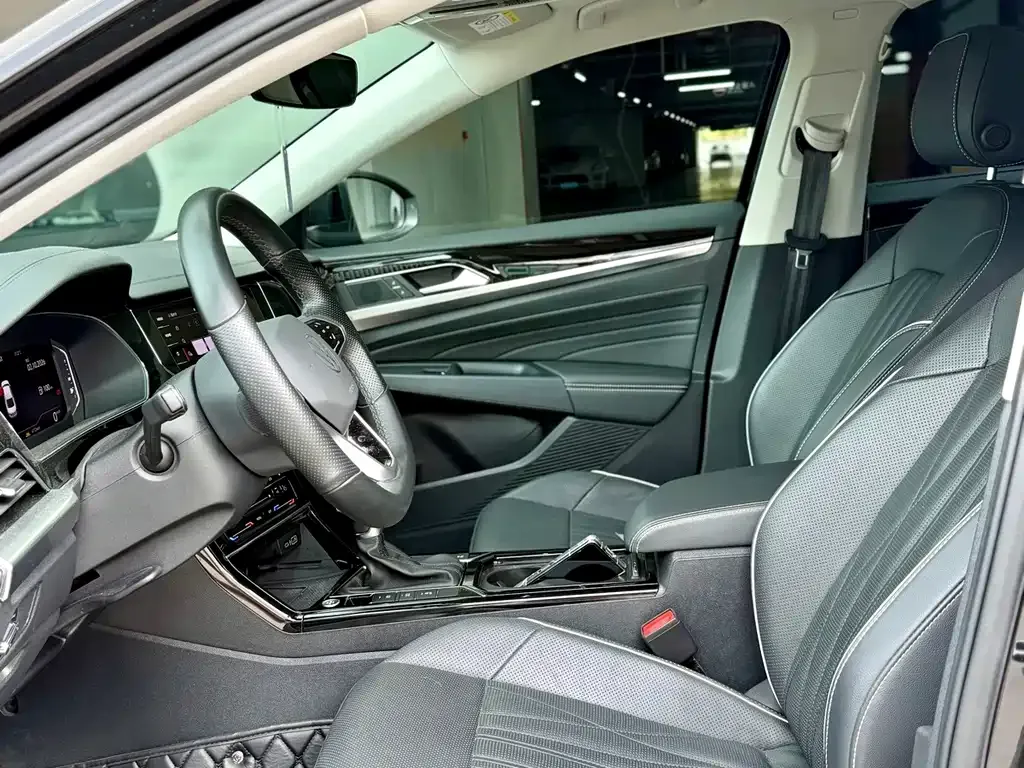 Volkswagen Passat — фото 4