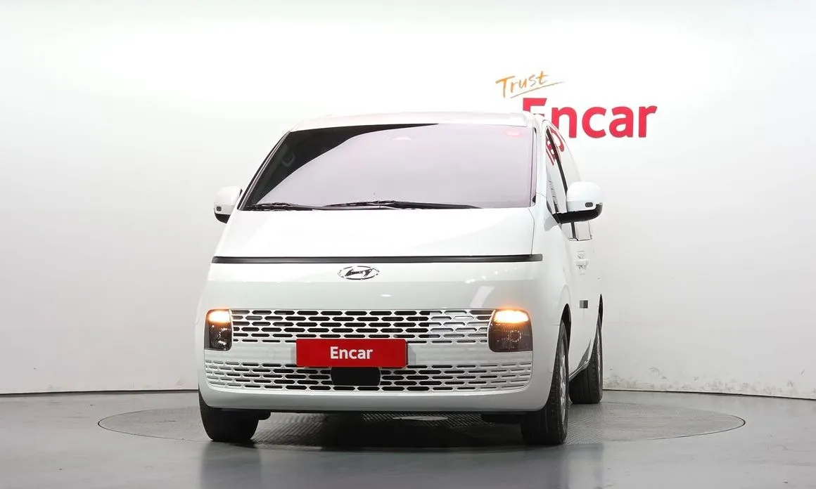 Hyundai Staria — фото 3